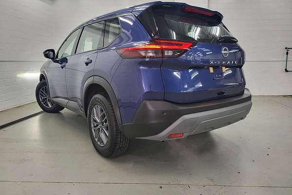 2025 Nissan X-TRAIL ST T33