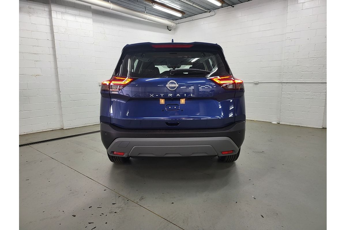 2025 Nissan X-TRAIL ST T33