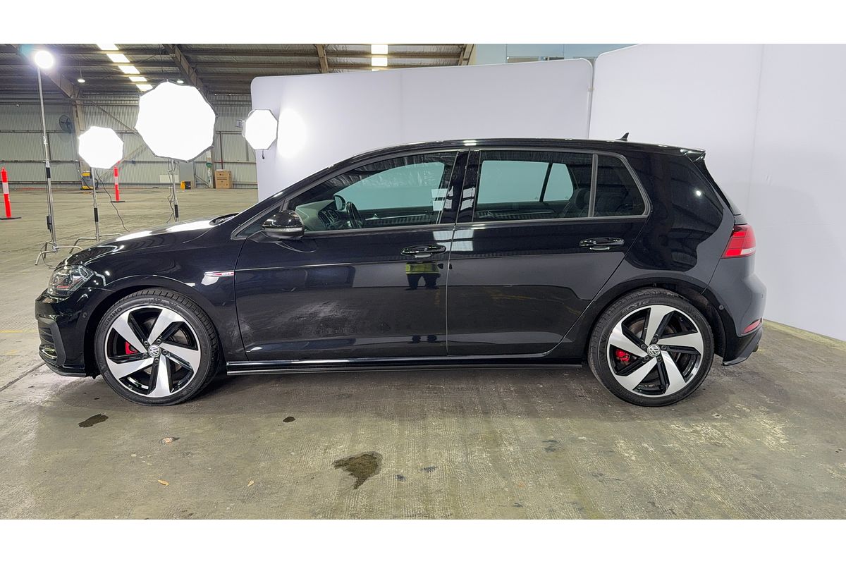 2017 Volkswagen Golf GTI 7.5