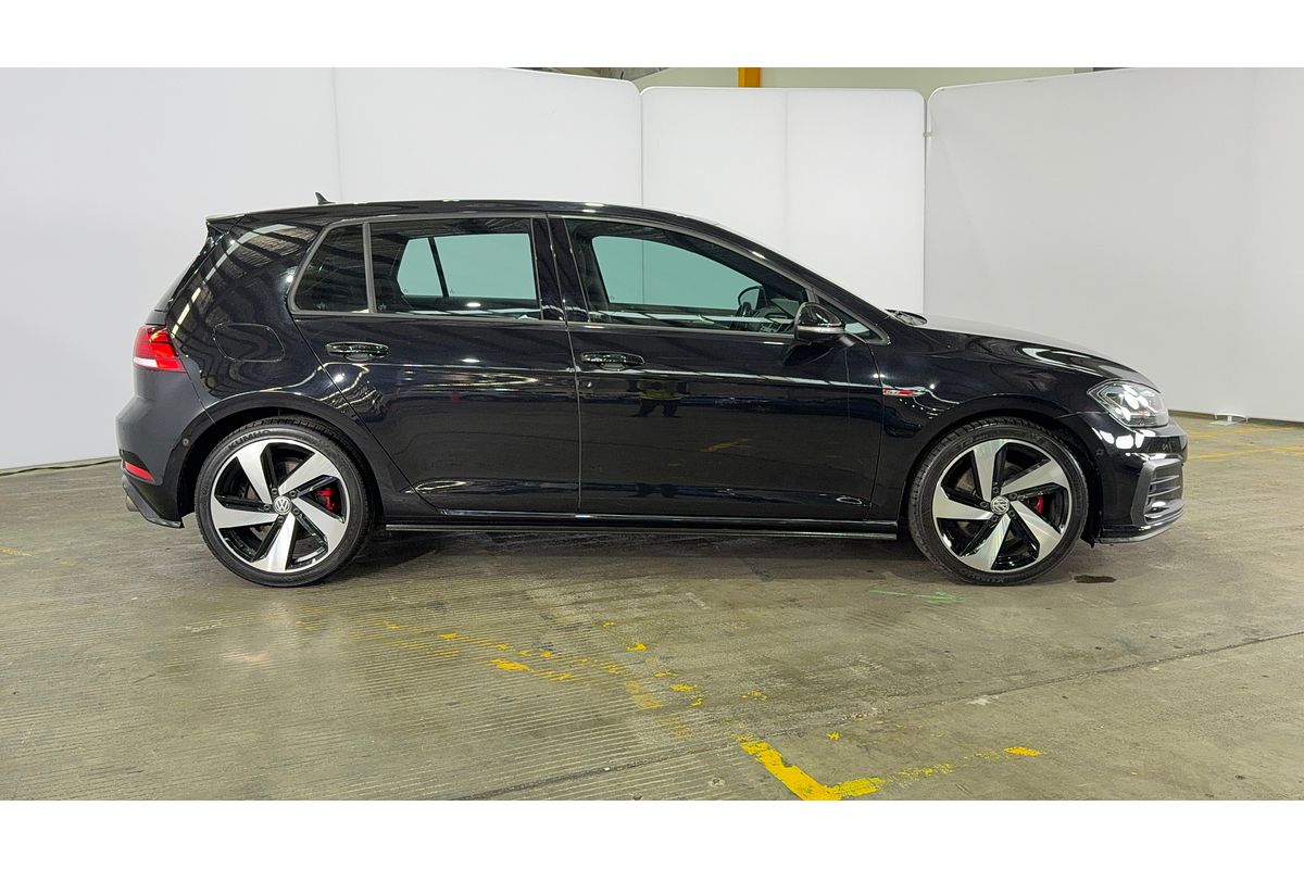 2017 Volkswagen Golf GTI 7.5