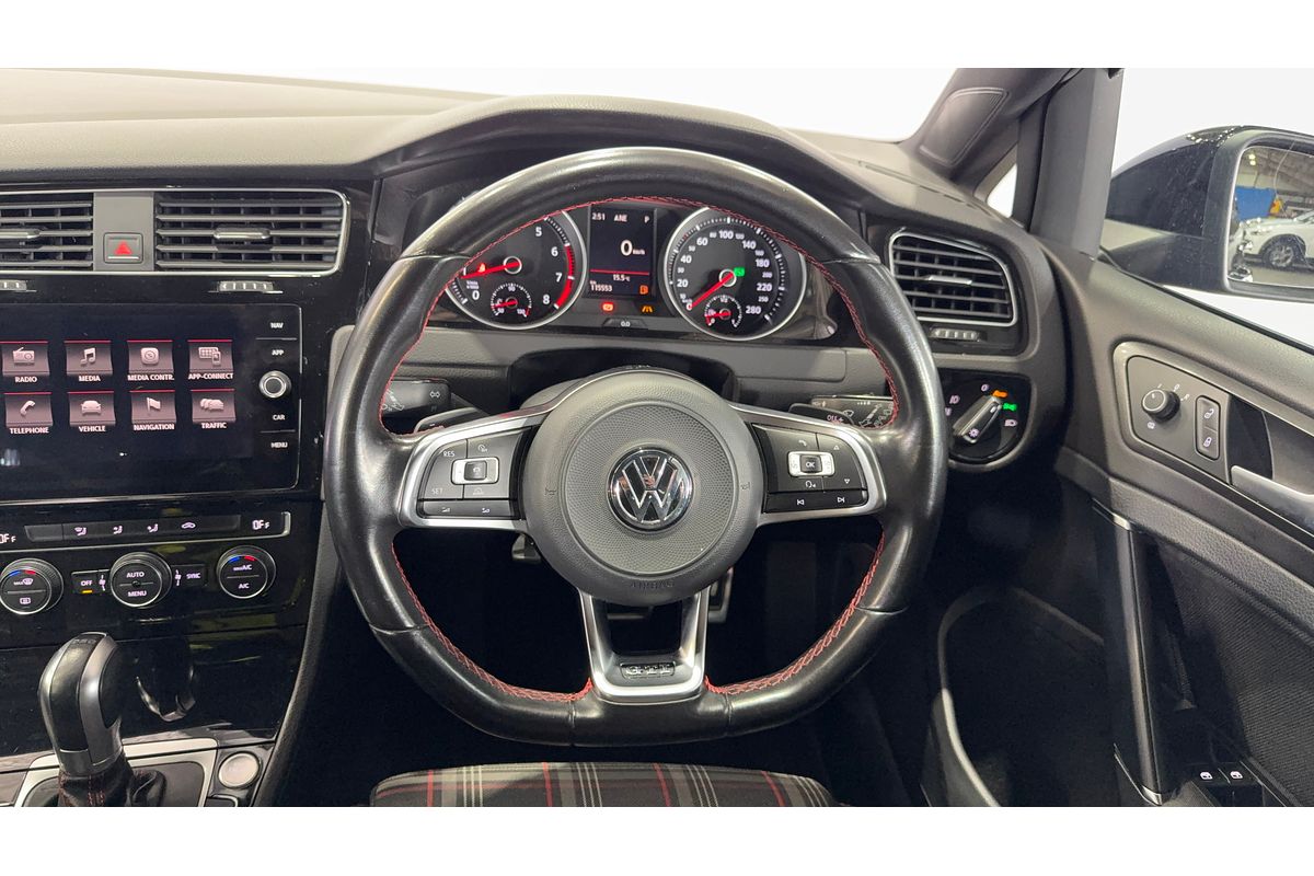 2017 Volkswagen Golf GTI 7.5