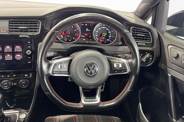 2017 Volkswagen Golf GTI 7.5