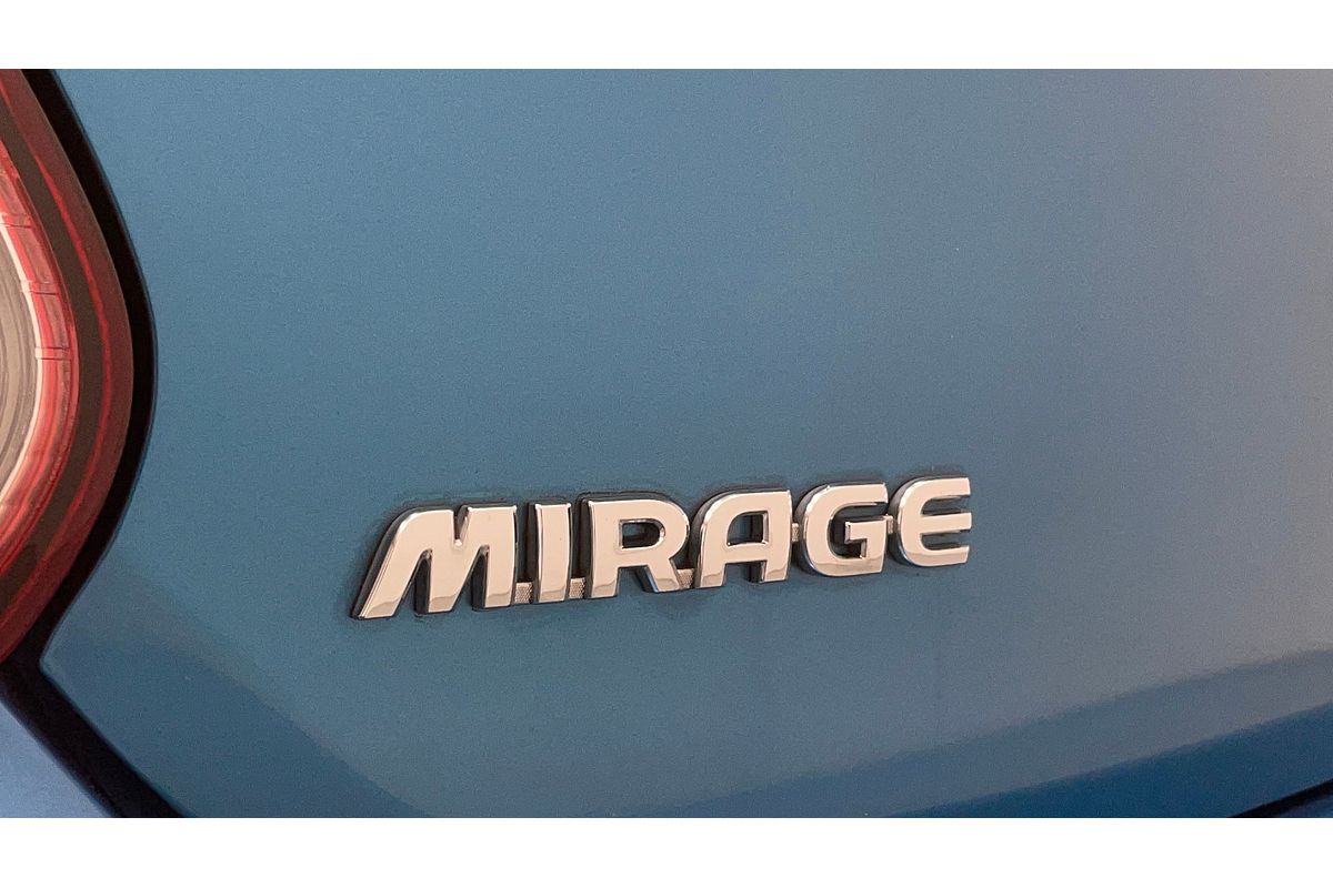 2021 Mitsubishi Mirage ES LB