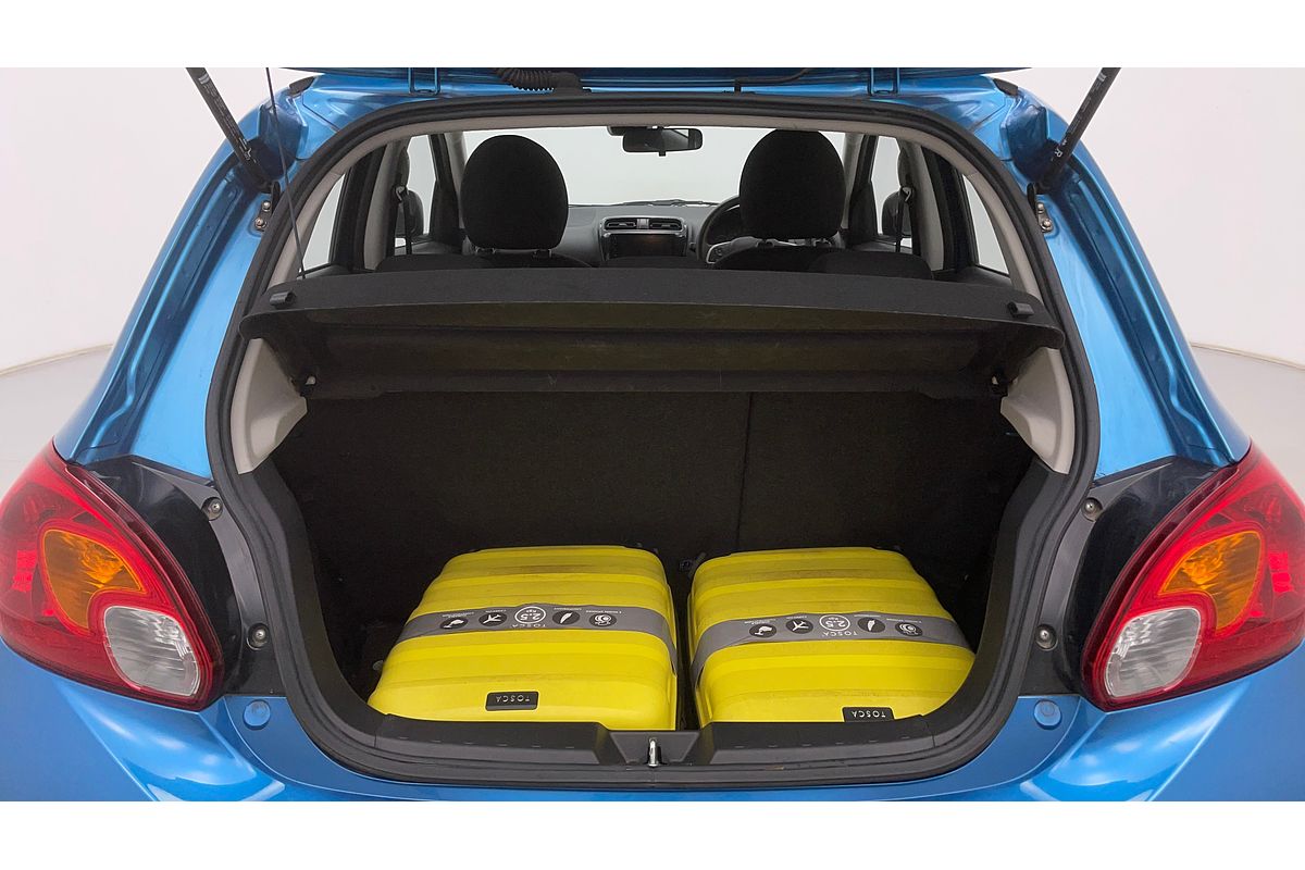 2021 Mitsubishi Mirage ES LB