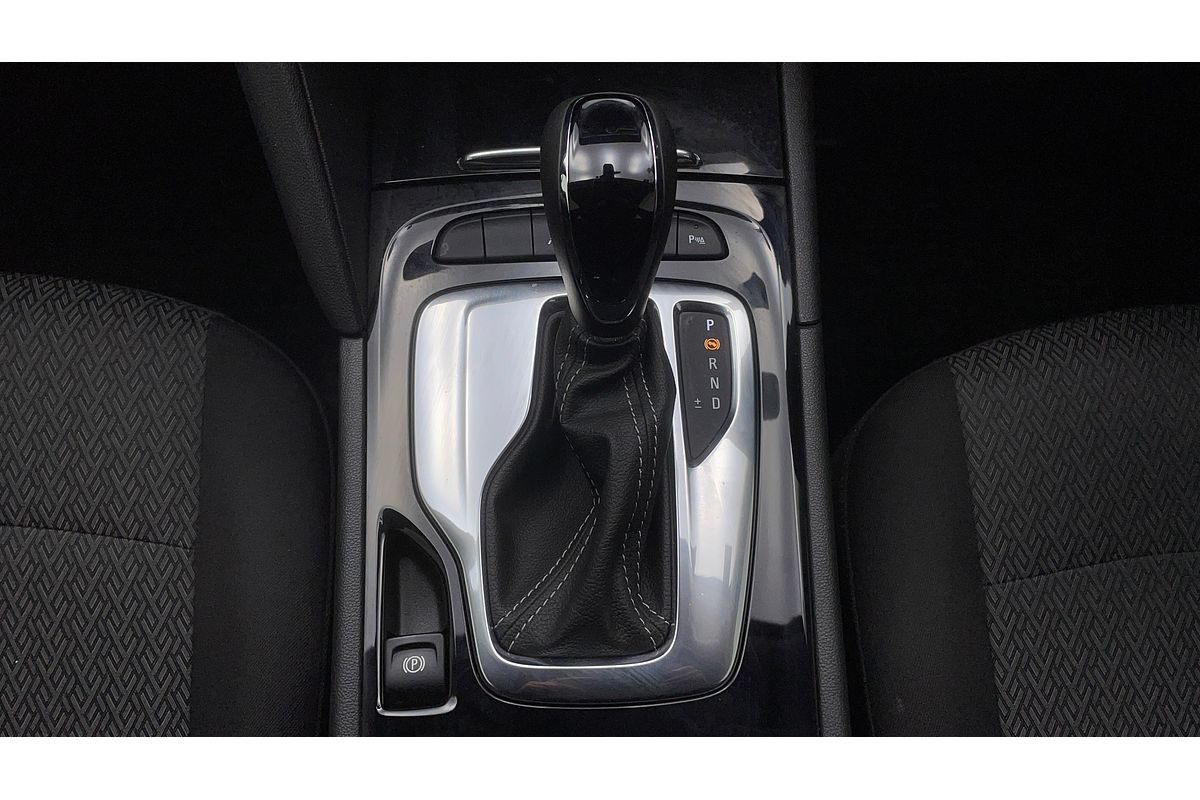2019 Holden Commodore LT ZB