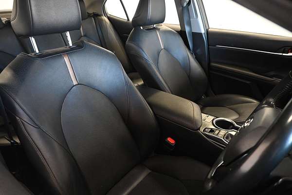 2019 Toyota Camry SL GSV70R