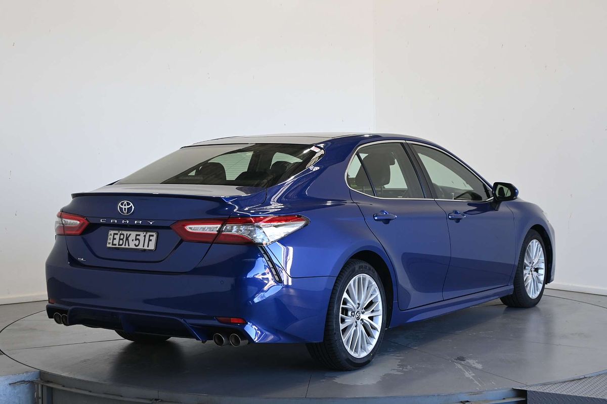 2019 Toyota Camry SL GSV70R