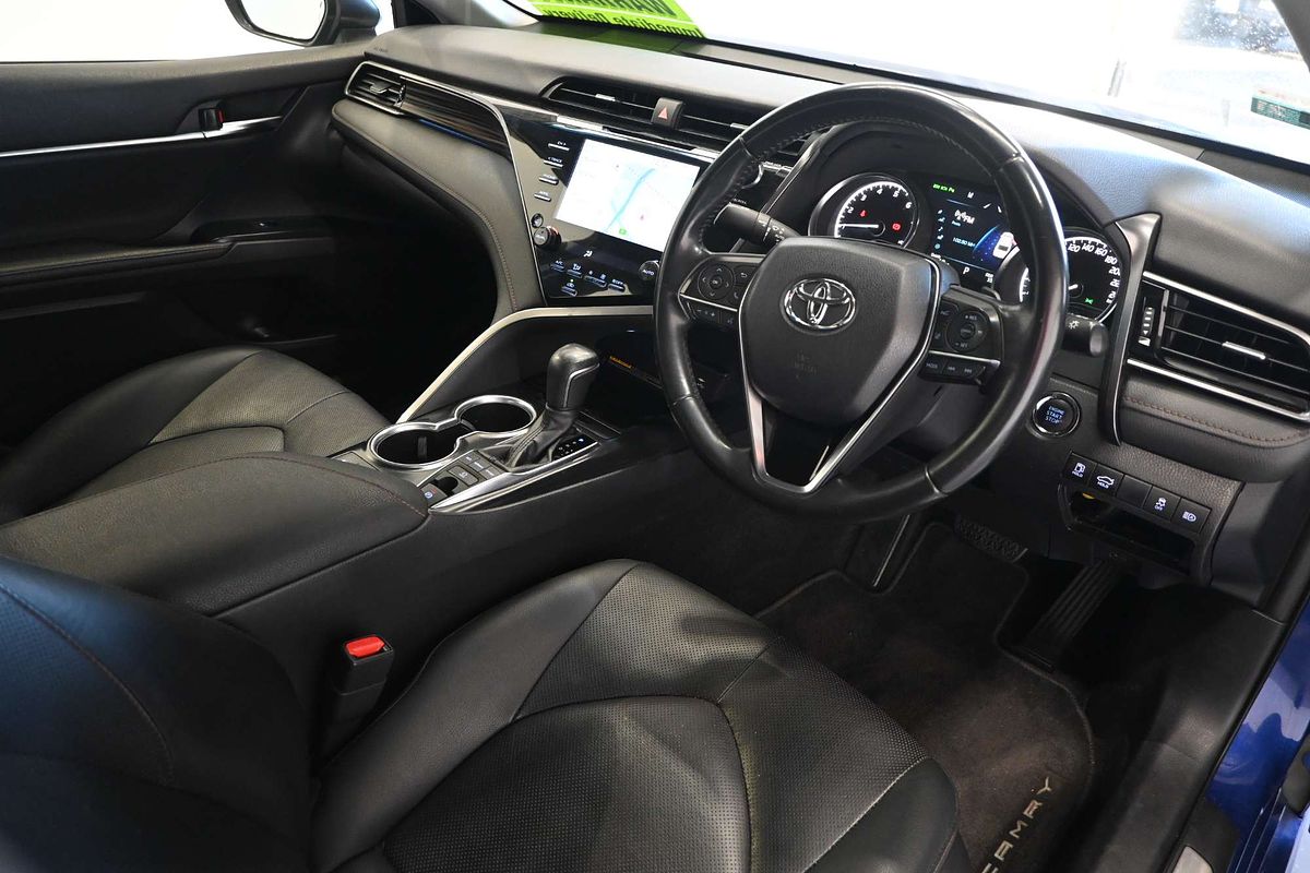 2019 Toyota Camry SL GSV70R
