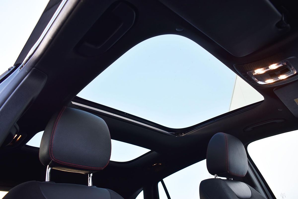 2020 Mercedes-Benz GLA-Class GLA200 H247
