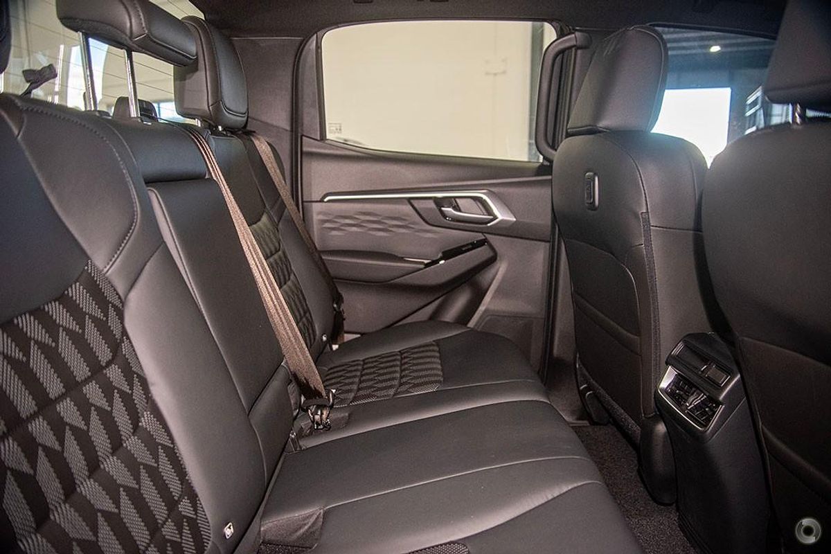 2025 Isuzu D-MAX LS-U+ 4X4