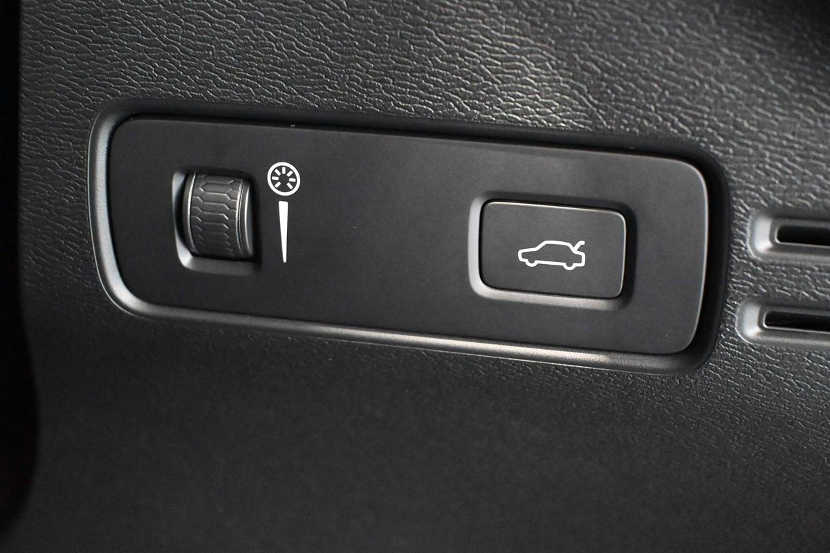2020 Volvo XC40 T4 Inscription