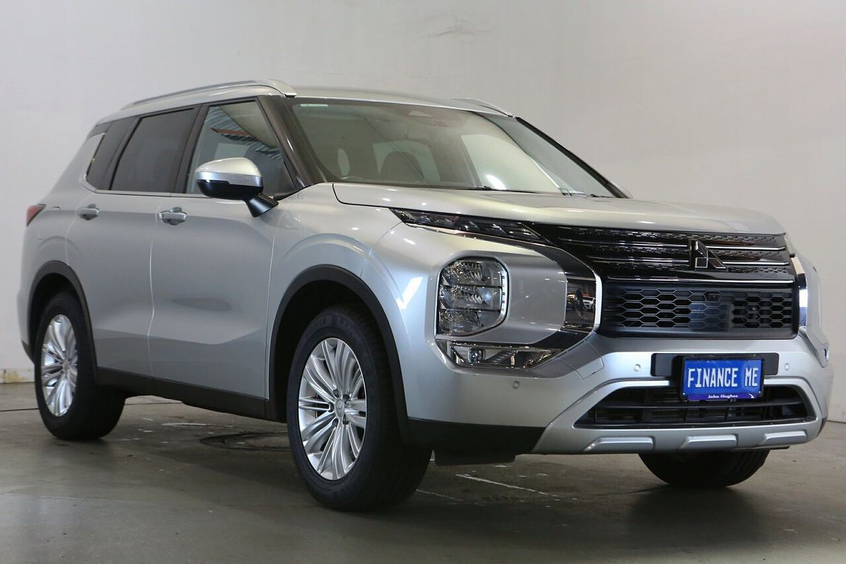 2022 Mitsubishi Outlander LS ZM