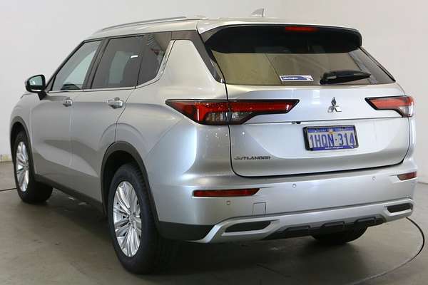 2022 Mitsubishi Outlander LS ZM