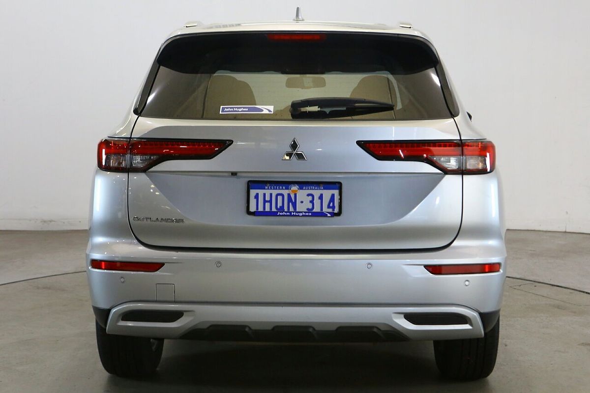 2022 Mitsubishi Outlander LS ZM