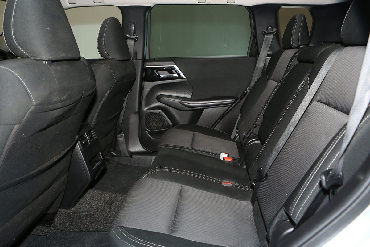 2022 Mitsubishi Outlander LS ZM