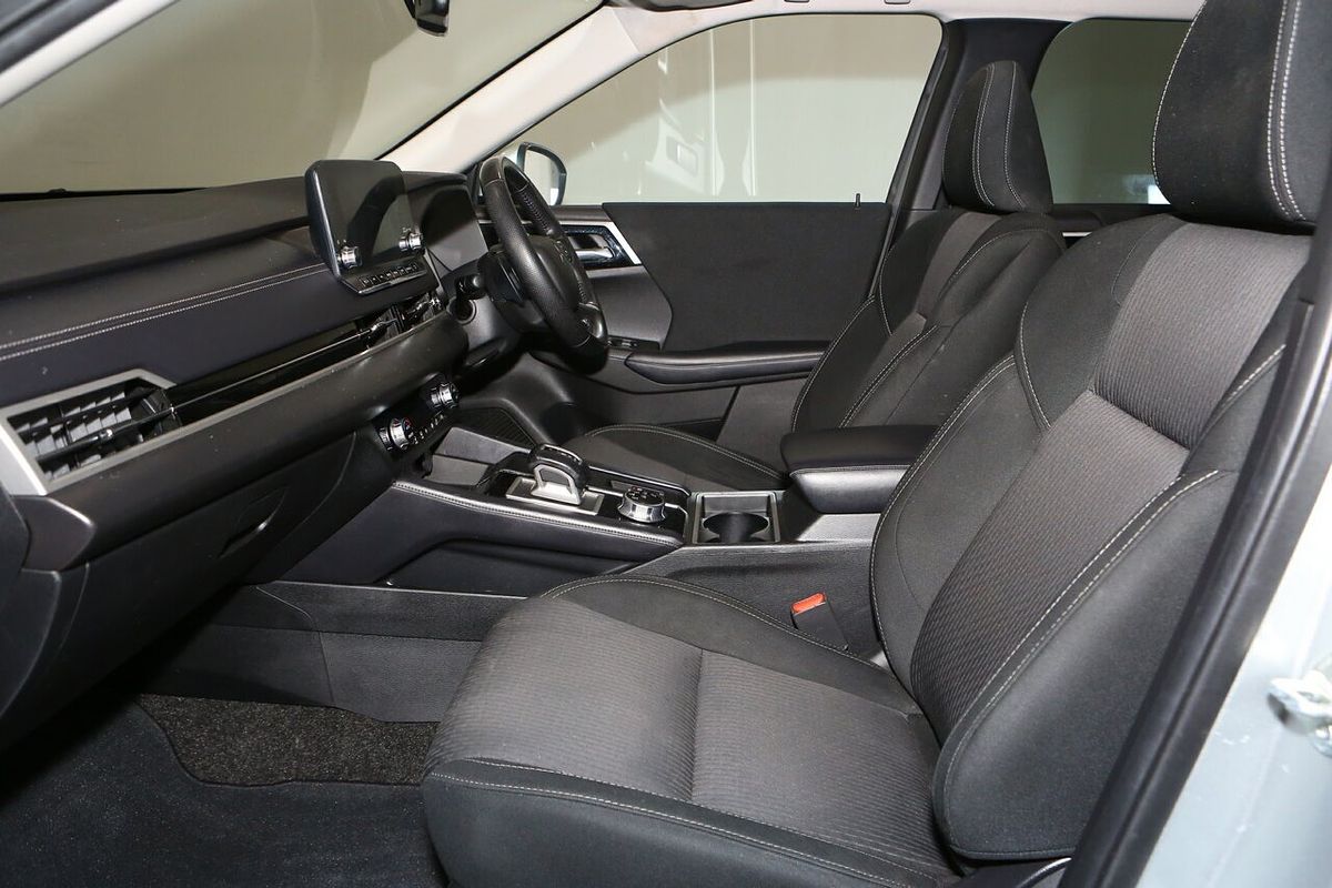 2022 Mitsubishi Outlander LS ZM