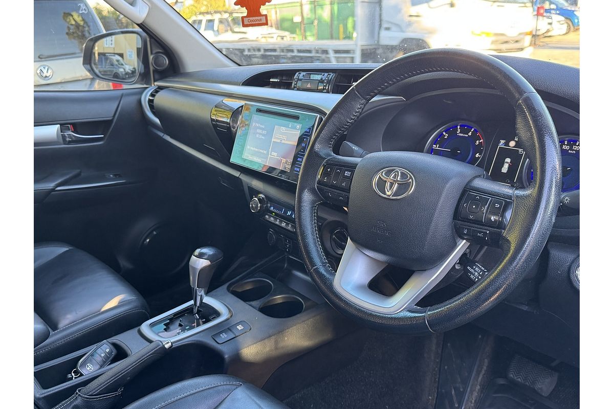 2020 Toyota Hilux SR5 GUN126R 4X4