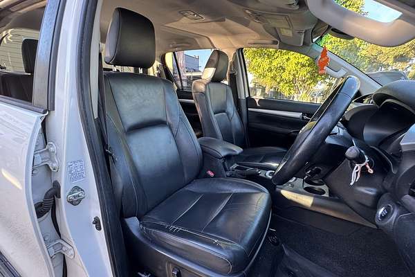 2020 Toyota Hilux SR5 GUN126R 4X4