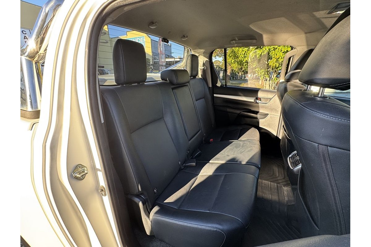2020 Toyota Hilux SR5 GUN126R 4X4