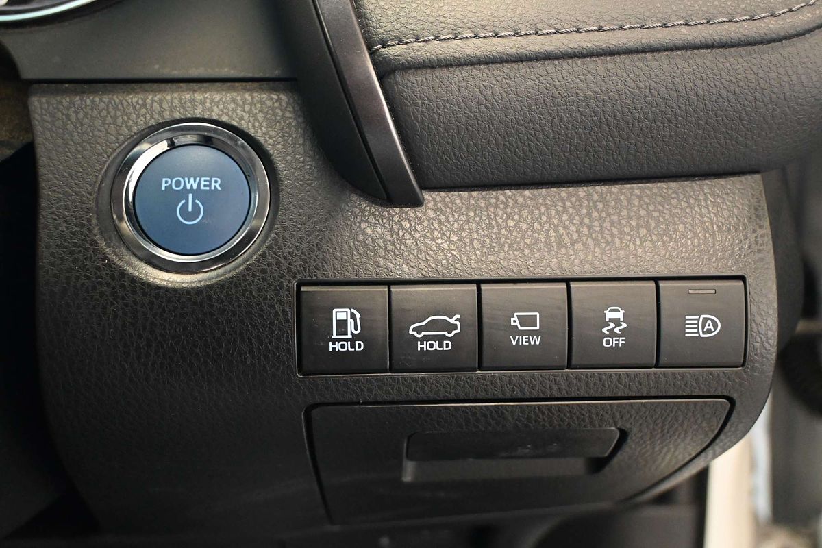 2023 Toyota Camry SL AXVH70R