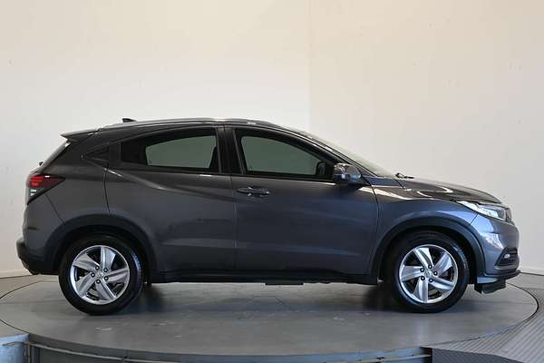 2019 Honda HR-V +LUXE