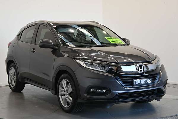 2019 Honda HR-V +LUXE