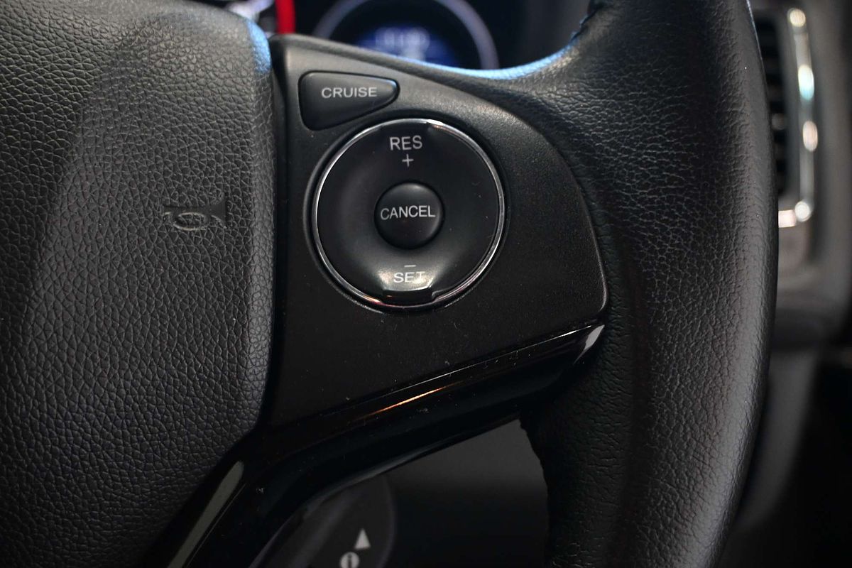 2019 Honda HR-V +LUXE