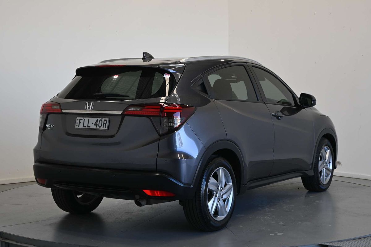 2019 Honda HR-V +LUXE