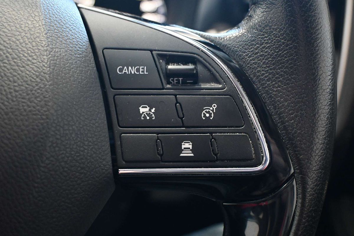 2018 Mitsubishi Outlander Exceed ZL