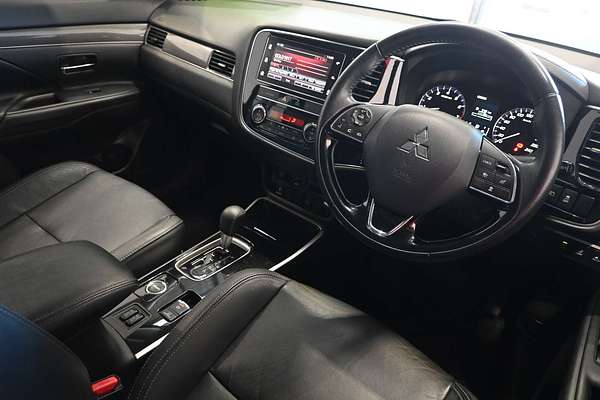 2018 Mitsubishi Outlander Exceed ZL