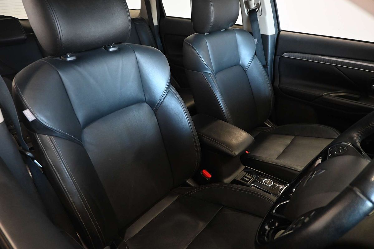 2018 Mitsubishi Outlander Exceed ZL