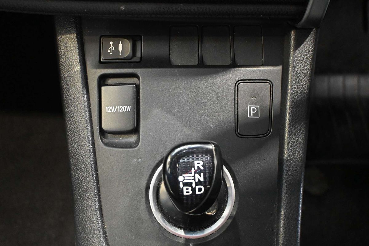 2017 Toyota Corolla Hybrid ZWE186R