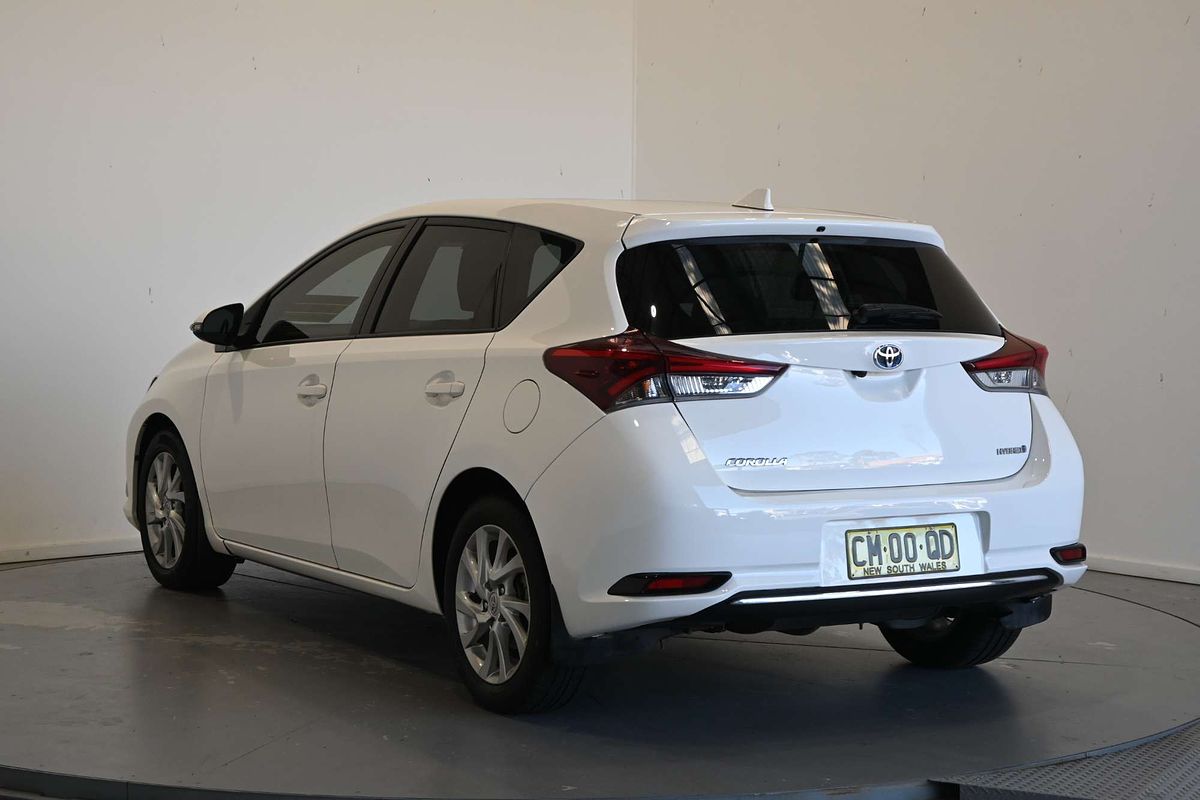2017 Toyota Corolla Hybrid ZWE186R