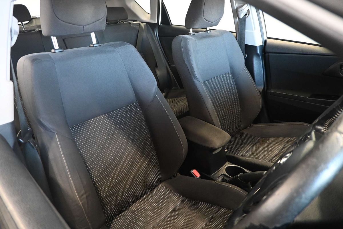 2017 Toyota Corolla Hybrid ZWE186R