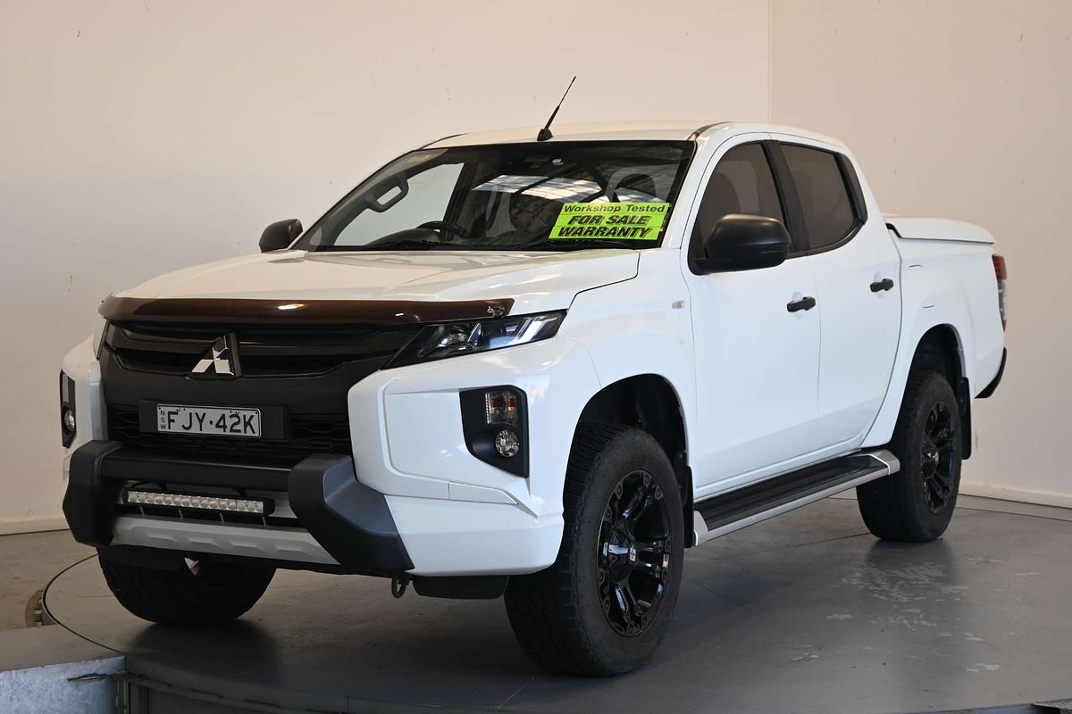 2018 Mitsubishi Triton GLX MR 4X4