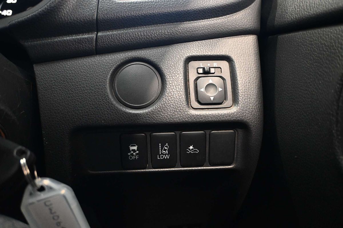 2018 Mitsubishi Triton GLX MR 4X4