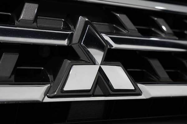 2020 Mitsubishi Pajero GLX NX