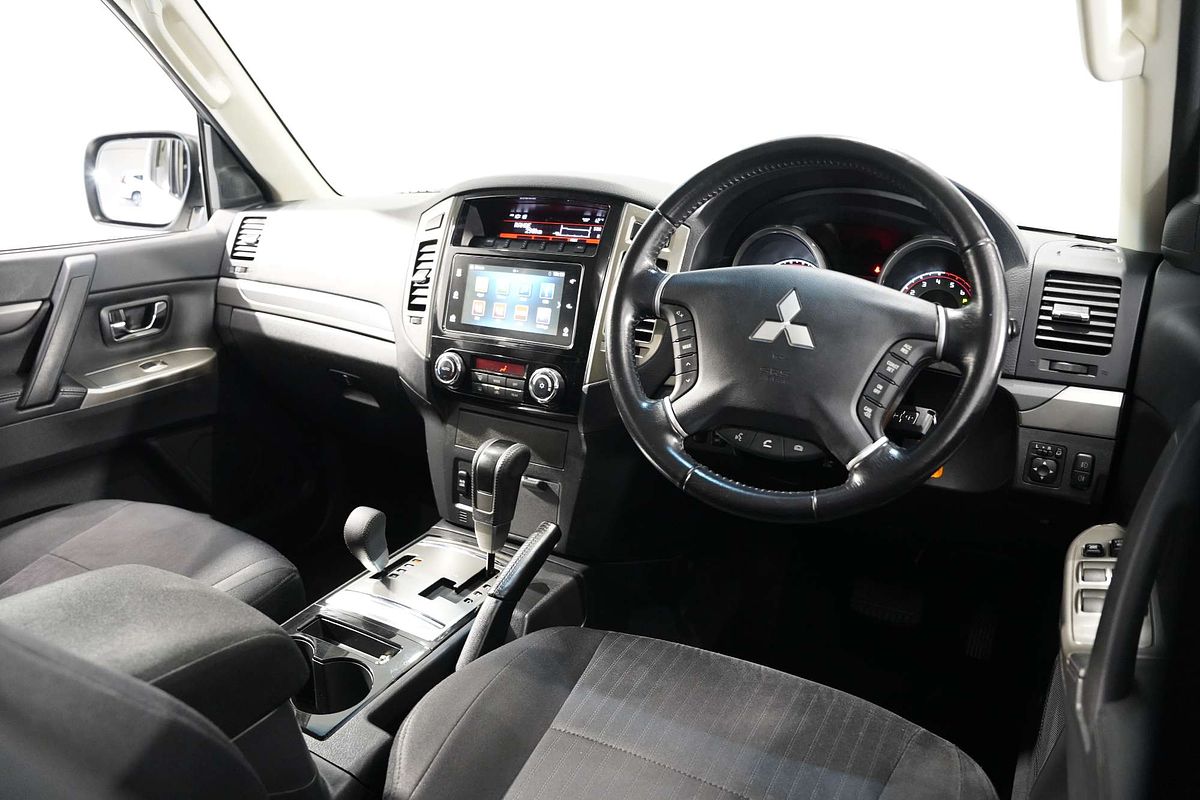 2020 Mitsubishi Pajero GLX NX