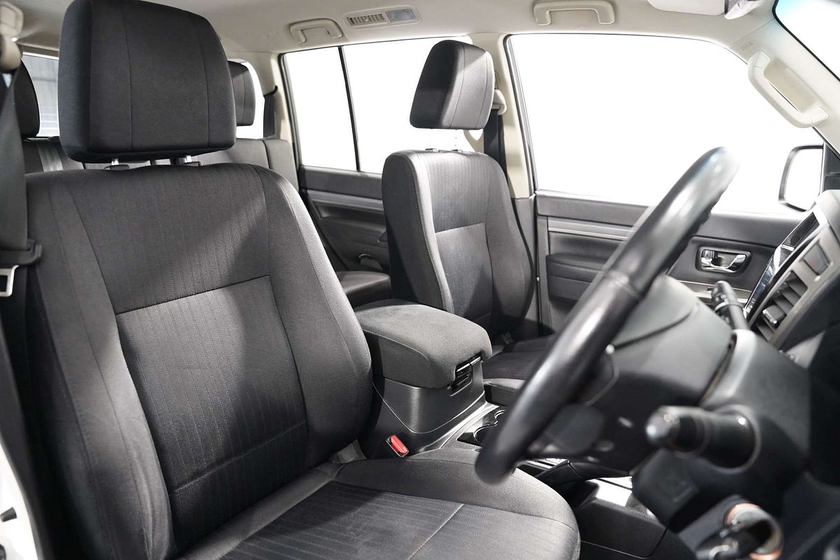 2020 Mitsubishi Pajero GLX NX
