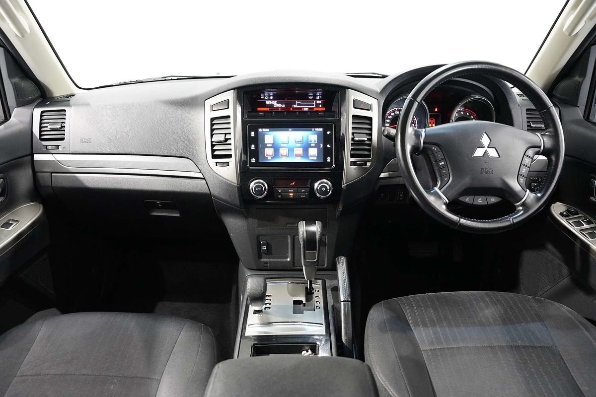 2020 Mitsubishi Pajero GLX NX