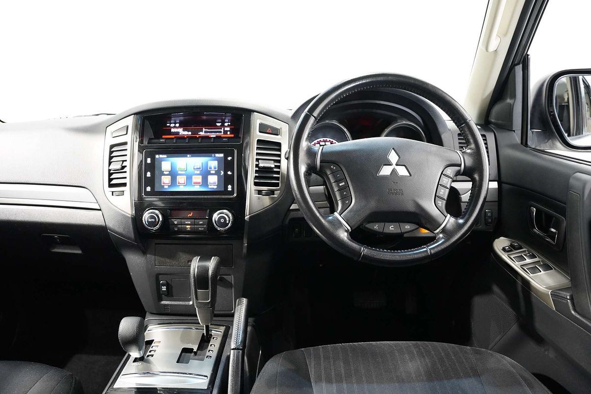 2020 Mitsubishi Pajero GLX NX