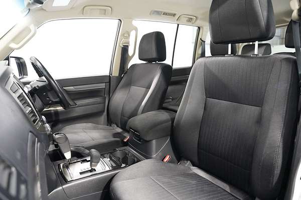2020 Mitsubishi Pajero GLX NX