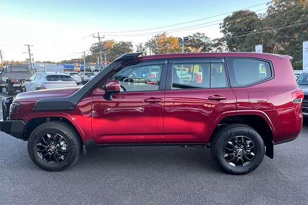 2025 Toyota Landcruiser GX FJA300R