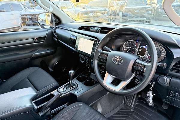 2023 Toyota Hilux SR GUN126R 4X4