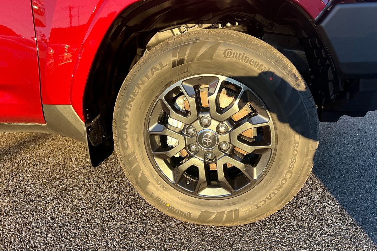 2025 Toyota Landcruiser GX FJA300R