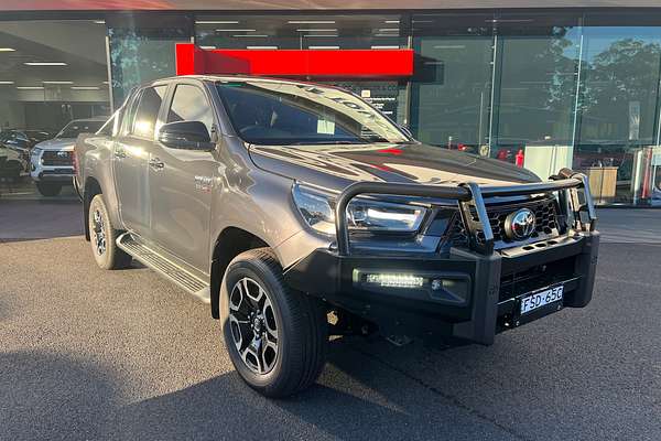 2024 Toyota Hilux SR5 GUN126R 4X4