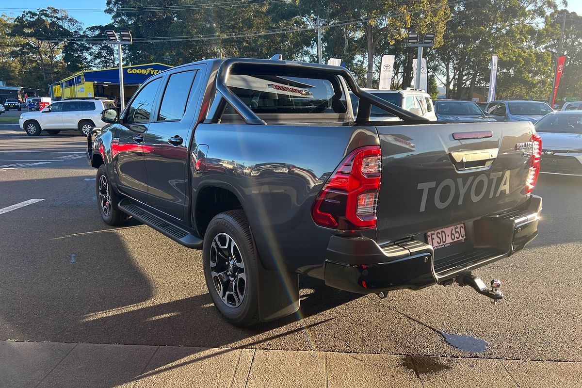 2024 Toyota Hilux SR5 GUN126R 4X4