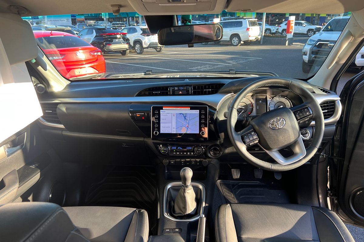 2024 Toyota Hilux SR5 GUN126R 4X4