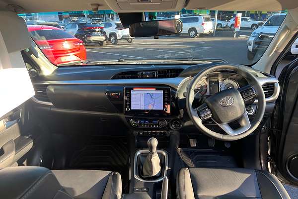 2024 Toyota Hilux SR5 GUN126R 4X4
