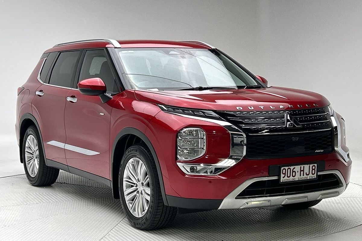 2023 Mitsubishi Outlander LS ZM